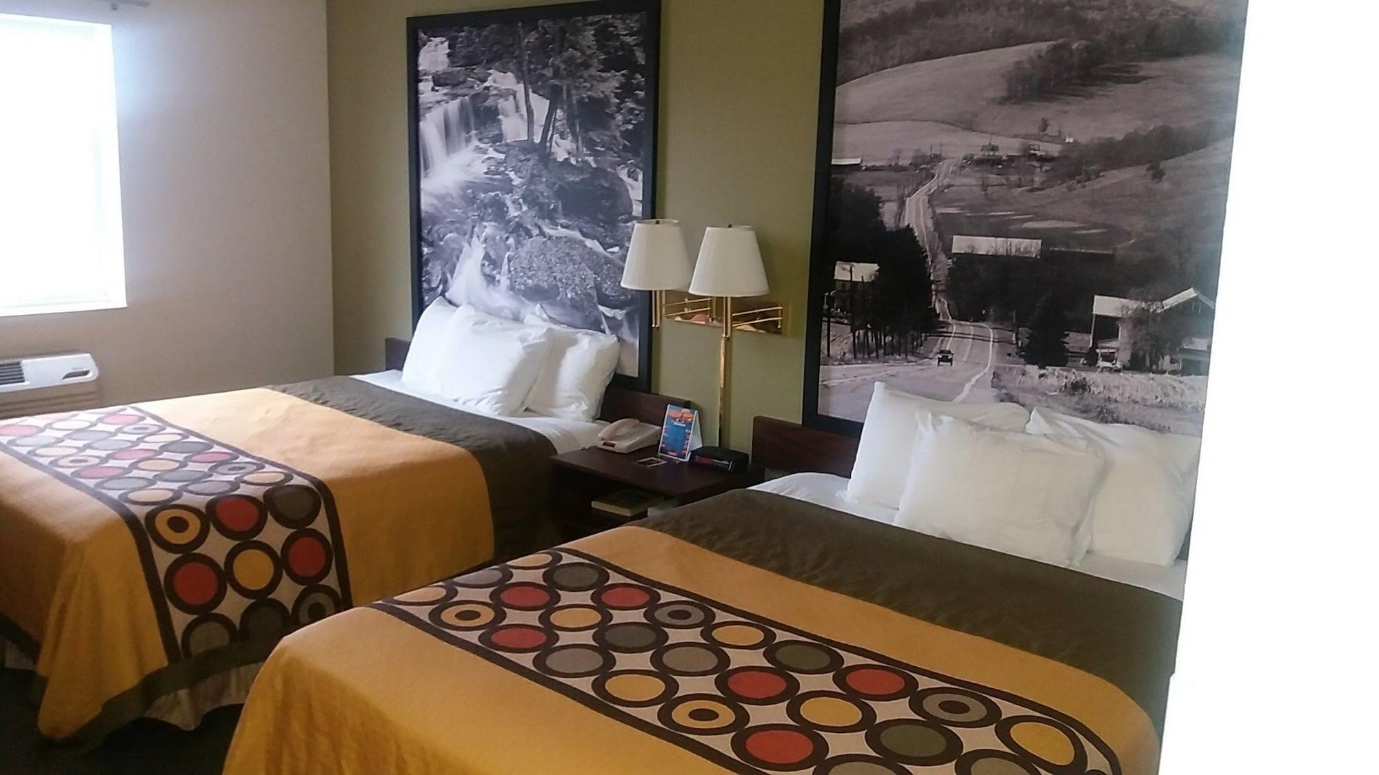 Hotel Super 8 By Wyndham West Middlesex/Sharon Area Exteriér fotografie